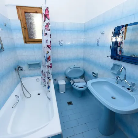Holiday home Johnie's