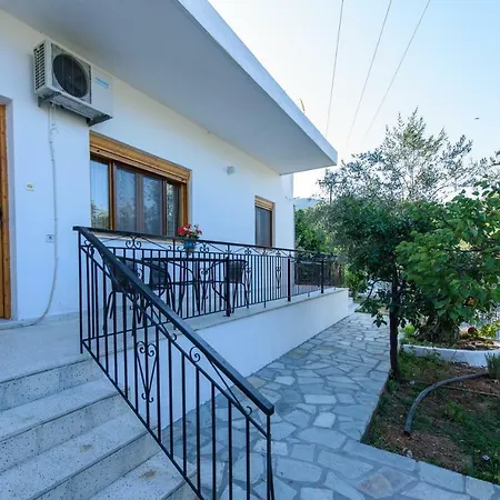 Johnie's 尼欧克利马